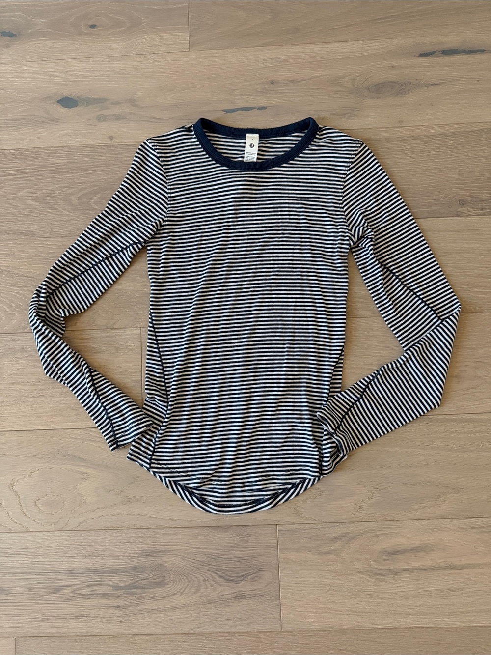 Lululemon Striped Long Sleeve Tee - Navy & White